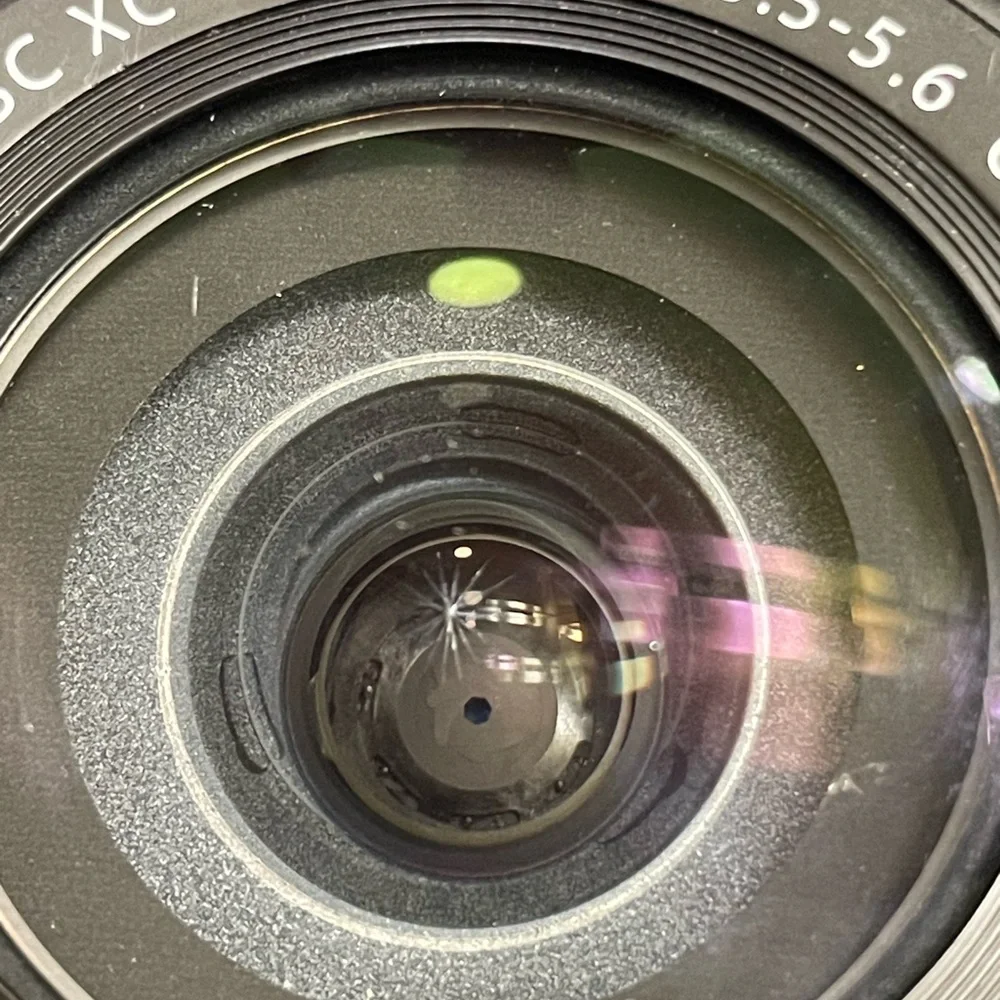 Fuji XT10 with 2 Straps, charger, 5x Batteries, 2 lenses!